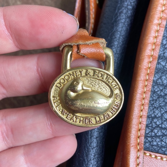 Dooney & Bourke All Weather Leather Surrey Carrier Crossbody Bag - Picture 4 of 12